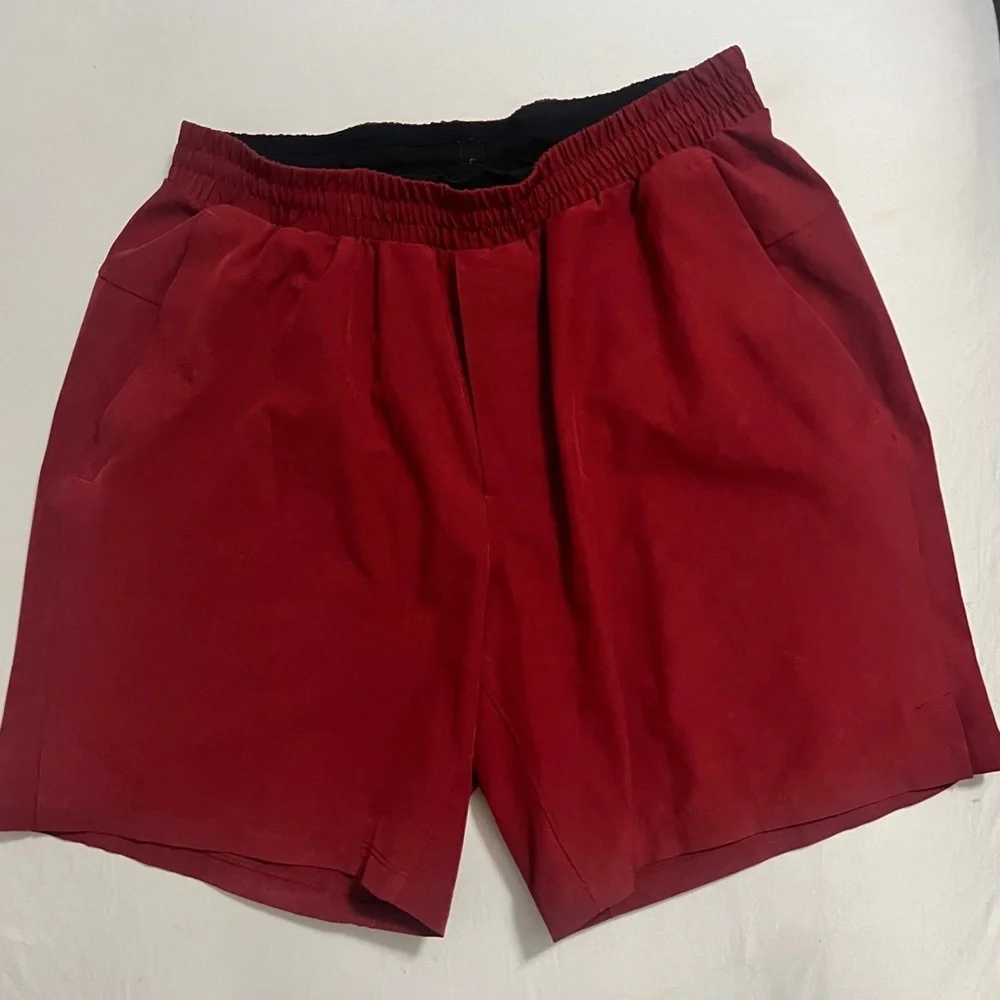 Lululemon Channel Cross Swim Short 7” M (caliente)